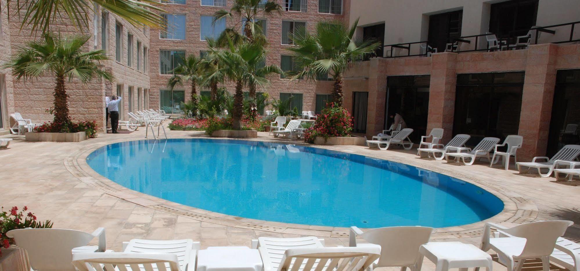 Petra Palace Hotel Wadi Musa Eksteriør billede