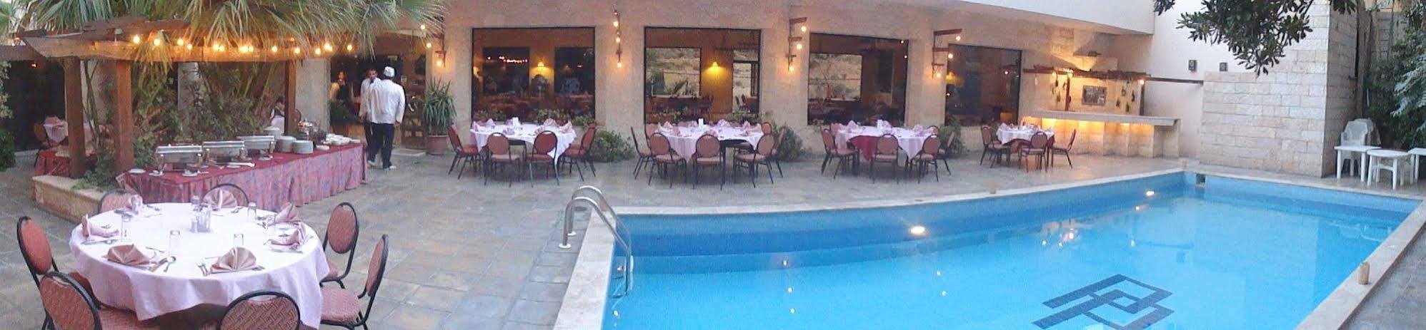 Petra Palace Hotel Wadi Musa Eksteriør billede
